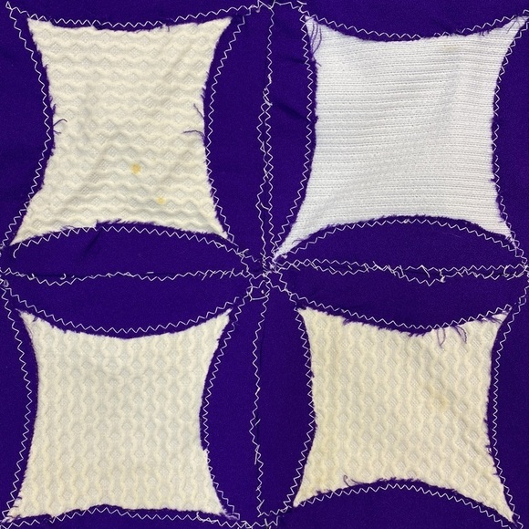 Vintage Patchwork Quilt 4 square Hande Made  Approximately 77"x 67" - Picture 3 of 13